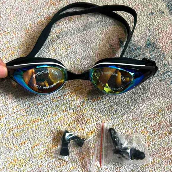 New UV Protection Swimming Goggles Adjustable Adult Nose Clips and Ear plugs - Picture 2 of 4